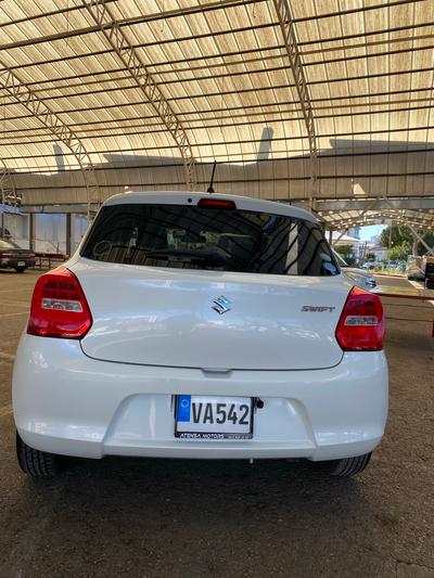 Suzuki Swift — 3