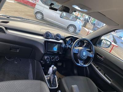 Suzuki Swift — 6