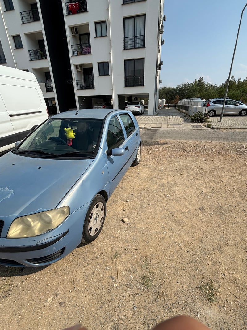 Fiat Punto — 3