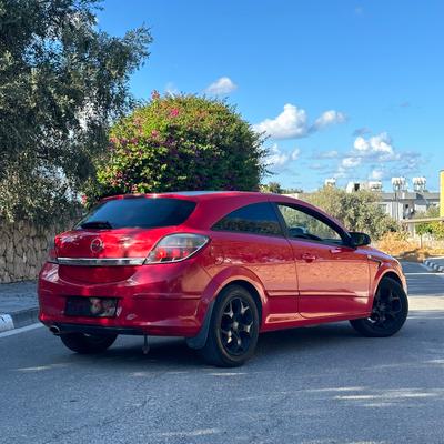 Opel Astra GTC — 2
