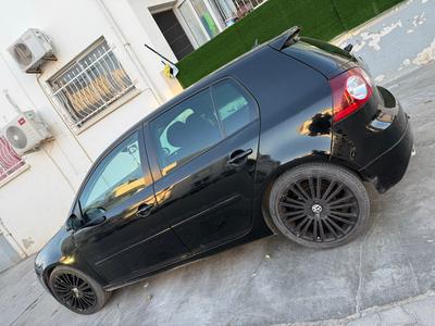 Volkswagen Golf — 1