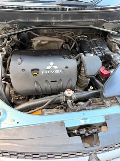 Mitsubishi Outlander — 8