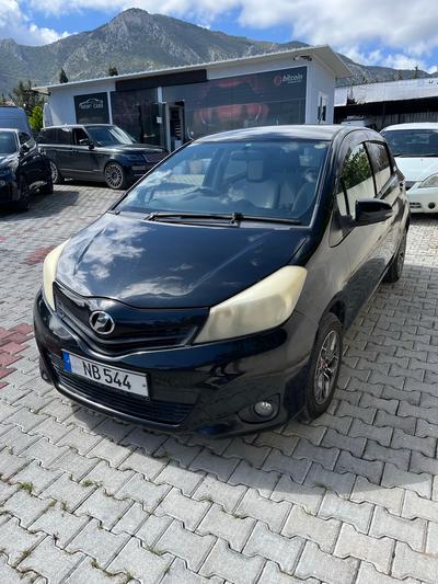 Toyota Vitz — 2