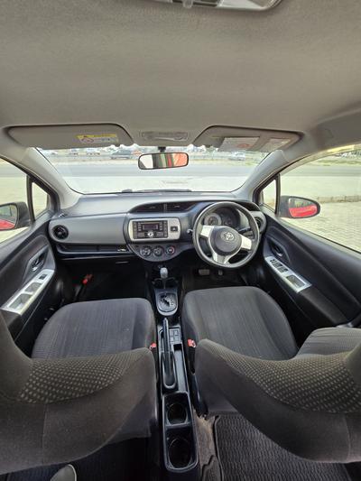Toyota Vitz — 5