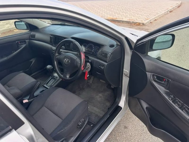 Toyota Runx — 7