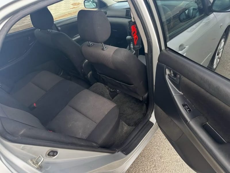Toyota Runx — 8