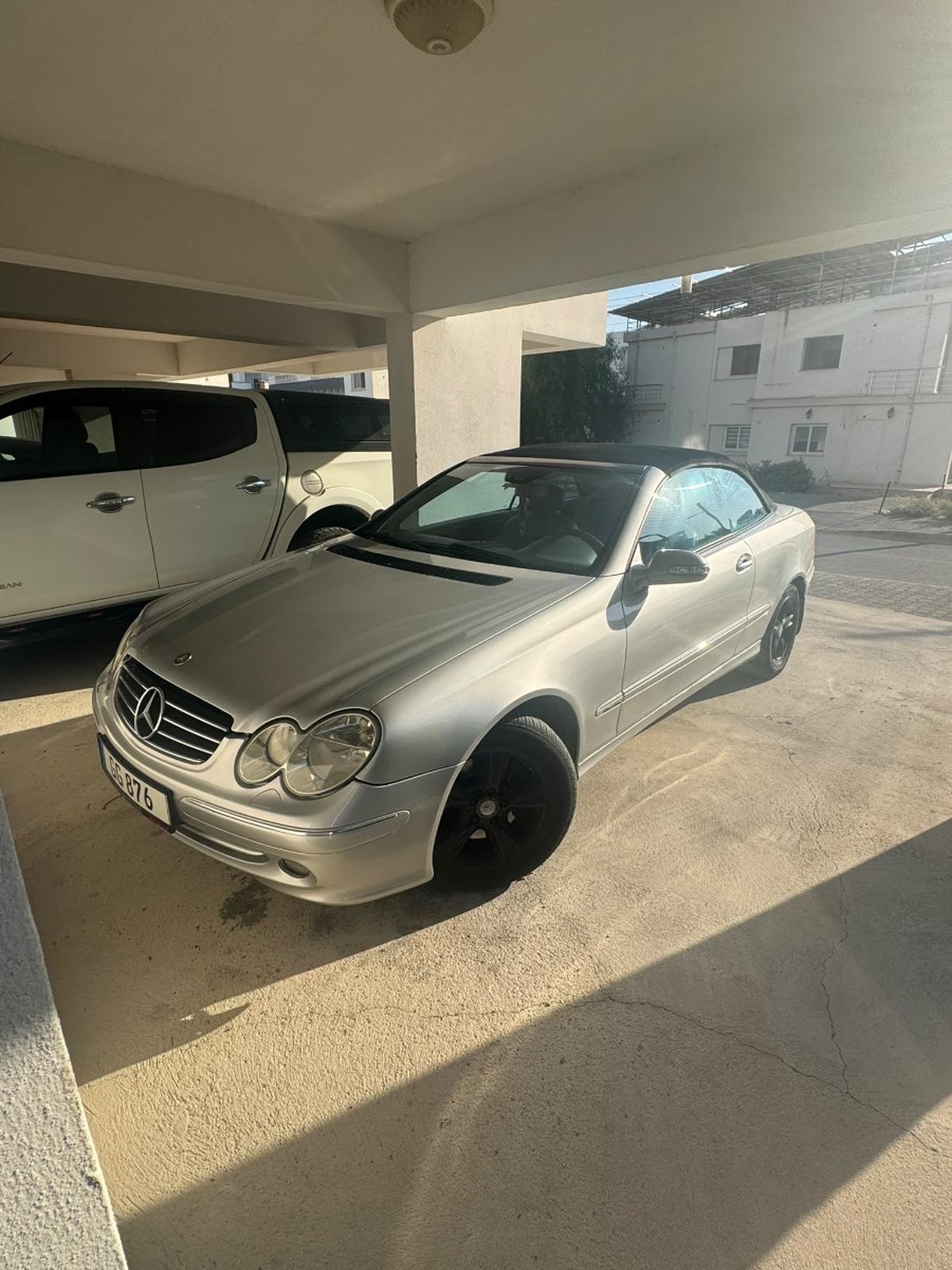 2003 Mercedes-Benz CLK 200
