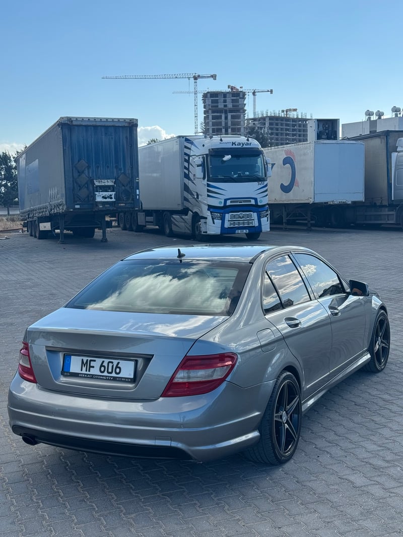 Mercedes-Benz C 200 — 2