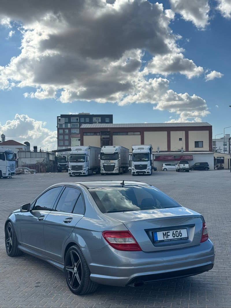 Mercedes-Benz C 200 — 3
