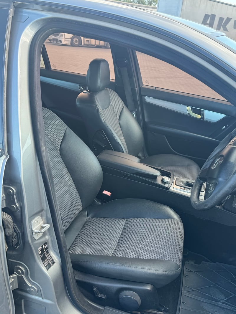 Mercedes-Benz C 200 — 6