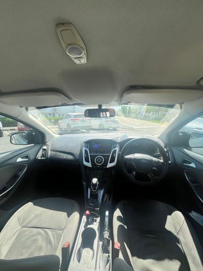 Ford Focus — 8