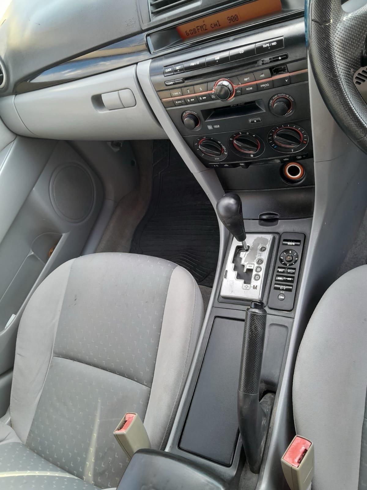 2005 Mazda Axela 5