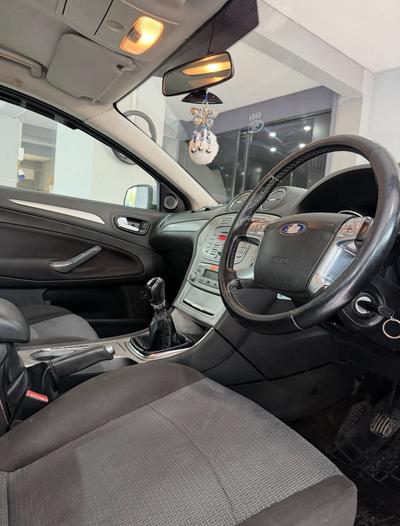 Ford Mondeo — 7
