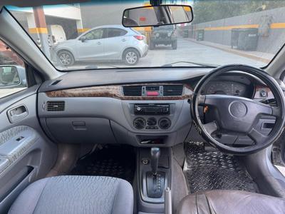 Mitsubishi Lancer — 3