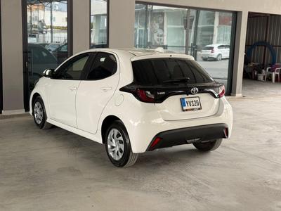 Toyota Yaris — 3