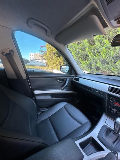 BMW 320i — 9