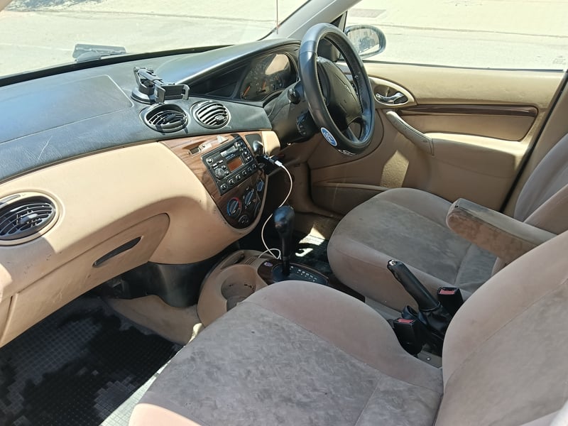 Ford Focus — 7