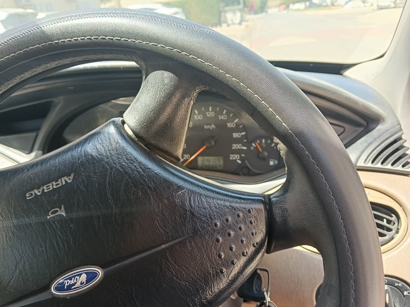 Ford Focus — 9