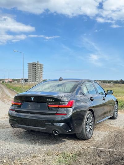 BMW 330e — 5
