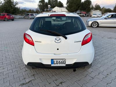 Mazda Demio — 5