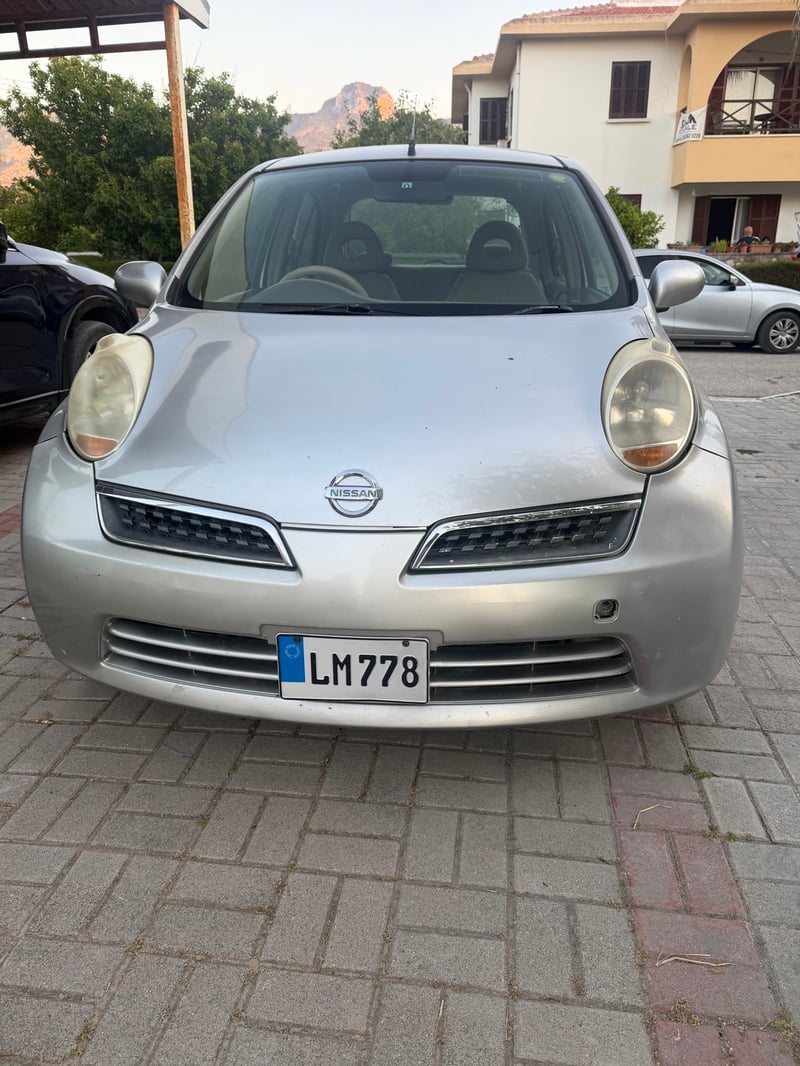 Nissan March — 1