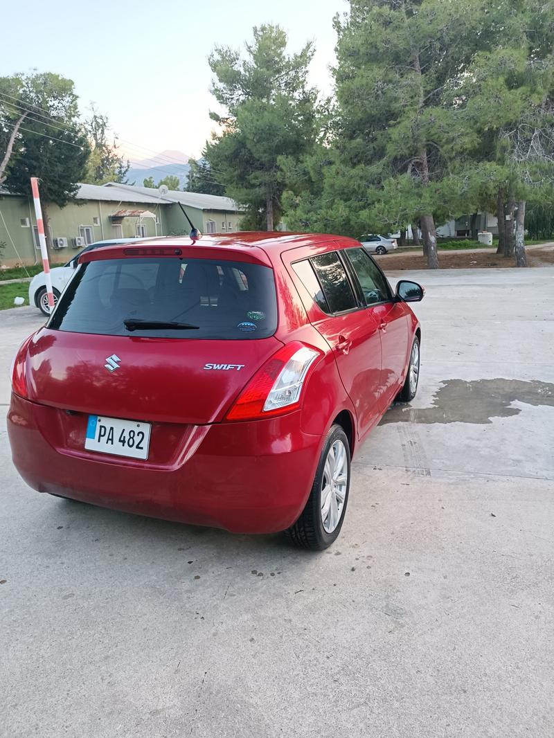 Suzuki Swift — 1/6
