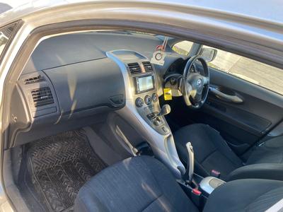 Toyota Auris — 6