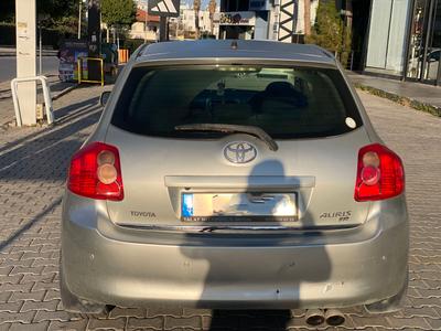Toyota Auris — 8