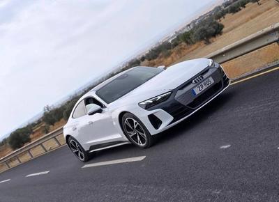 Audi E-Tron GT — 1