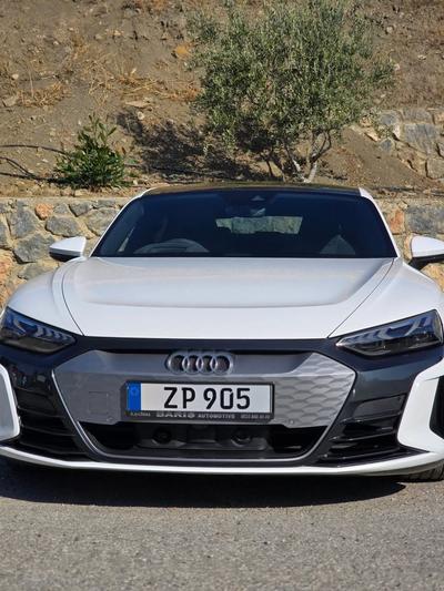 Audi E-Tron GT — 3
