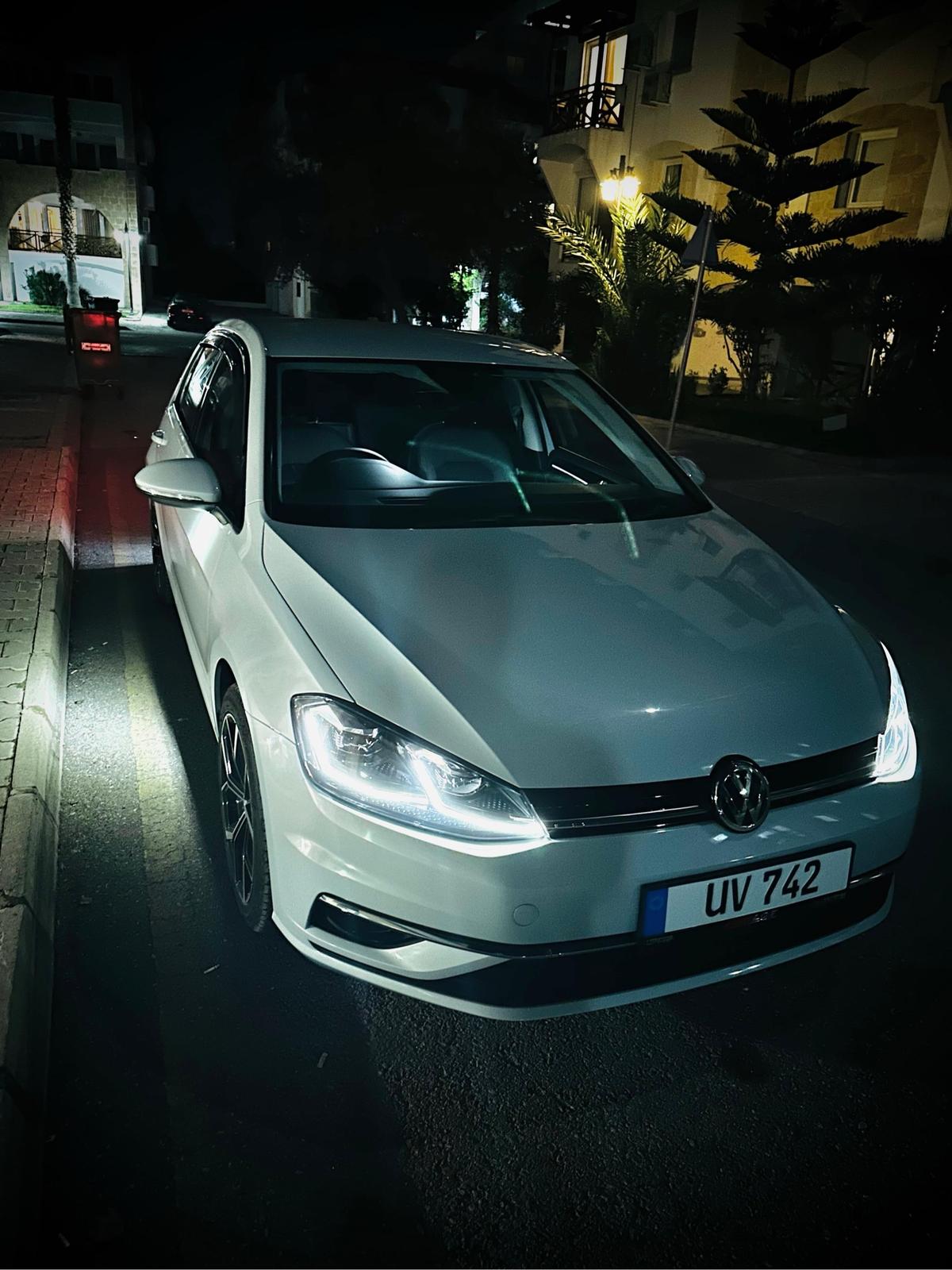 2018 Volkswagen Golf 2