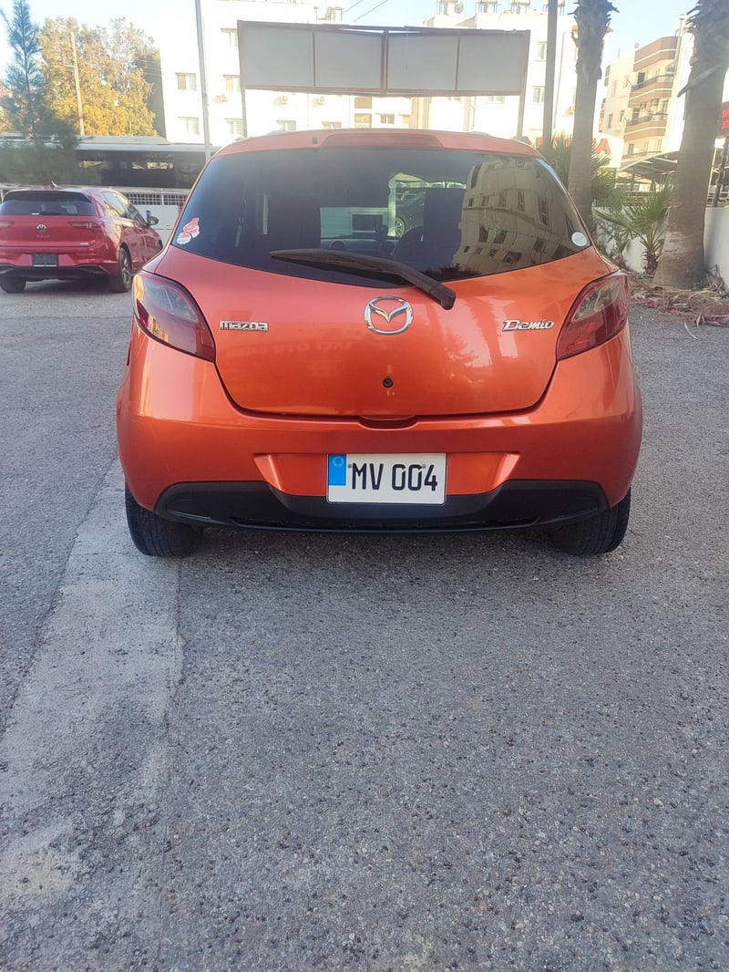 Mazda 2 — 4