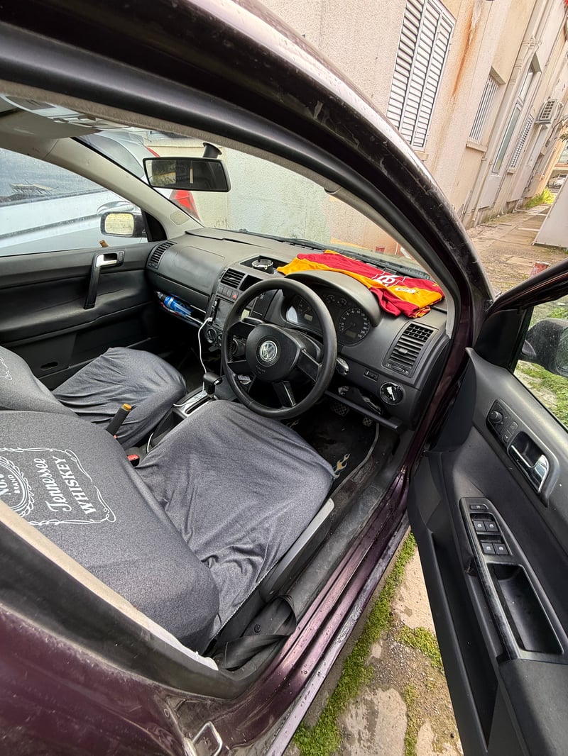 Volkswagen Polo — 6