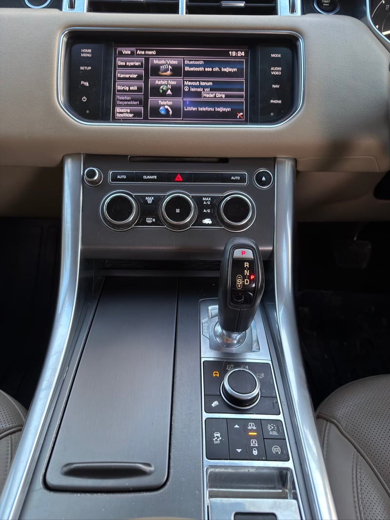 Land Rover Range Rover Sport — 9