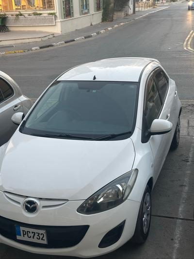 Mazda Demio — 2