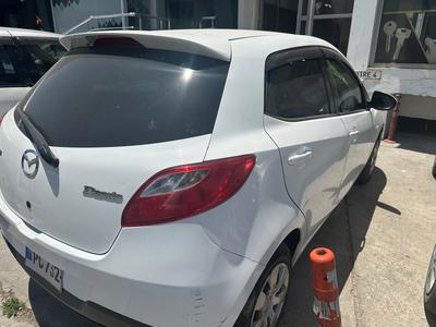 Mazda Demio — 5