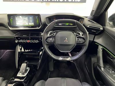 Peugeot 2008 — 7