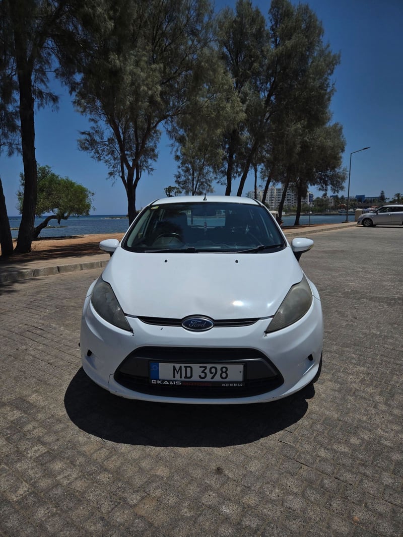 Ford Fiesta — 2