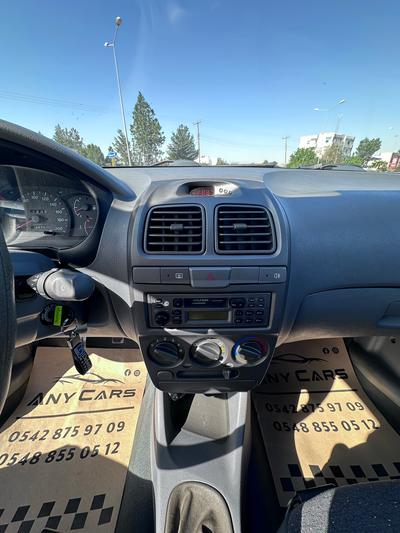 Hyundai Accent — 7
