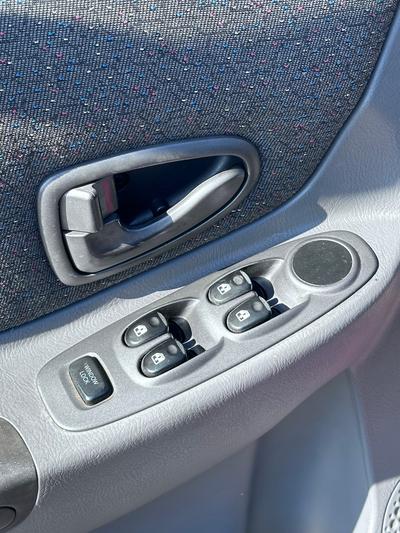 Hyundai Accent — 9