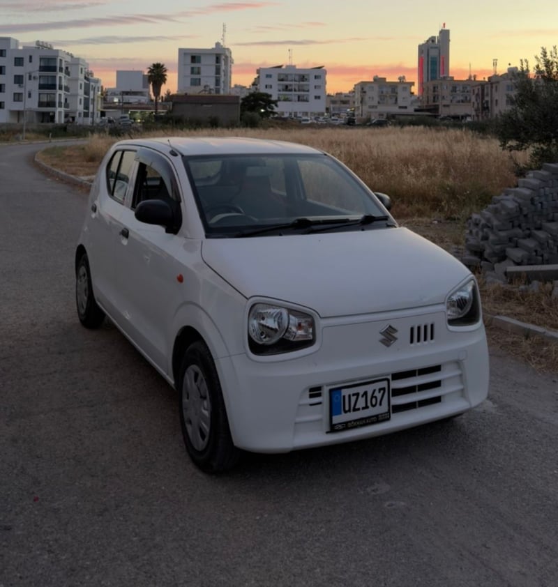Suzuki Alto — 1