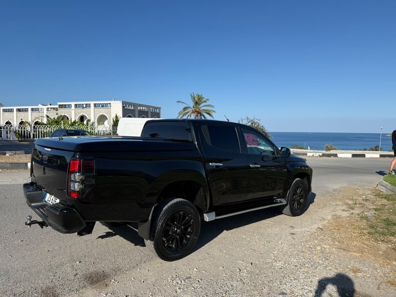 Mitsubishi L200 — 5