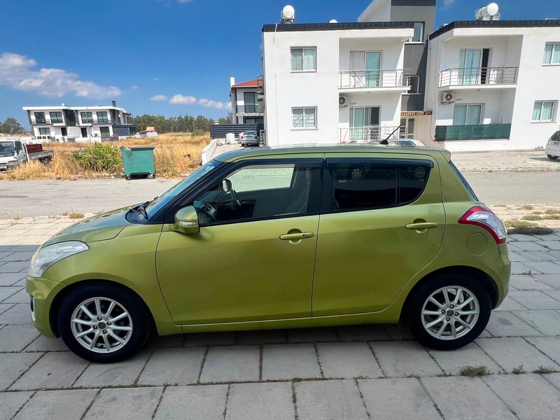 Suzuki Swift — 3