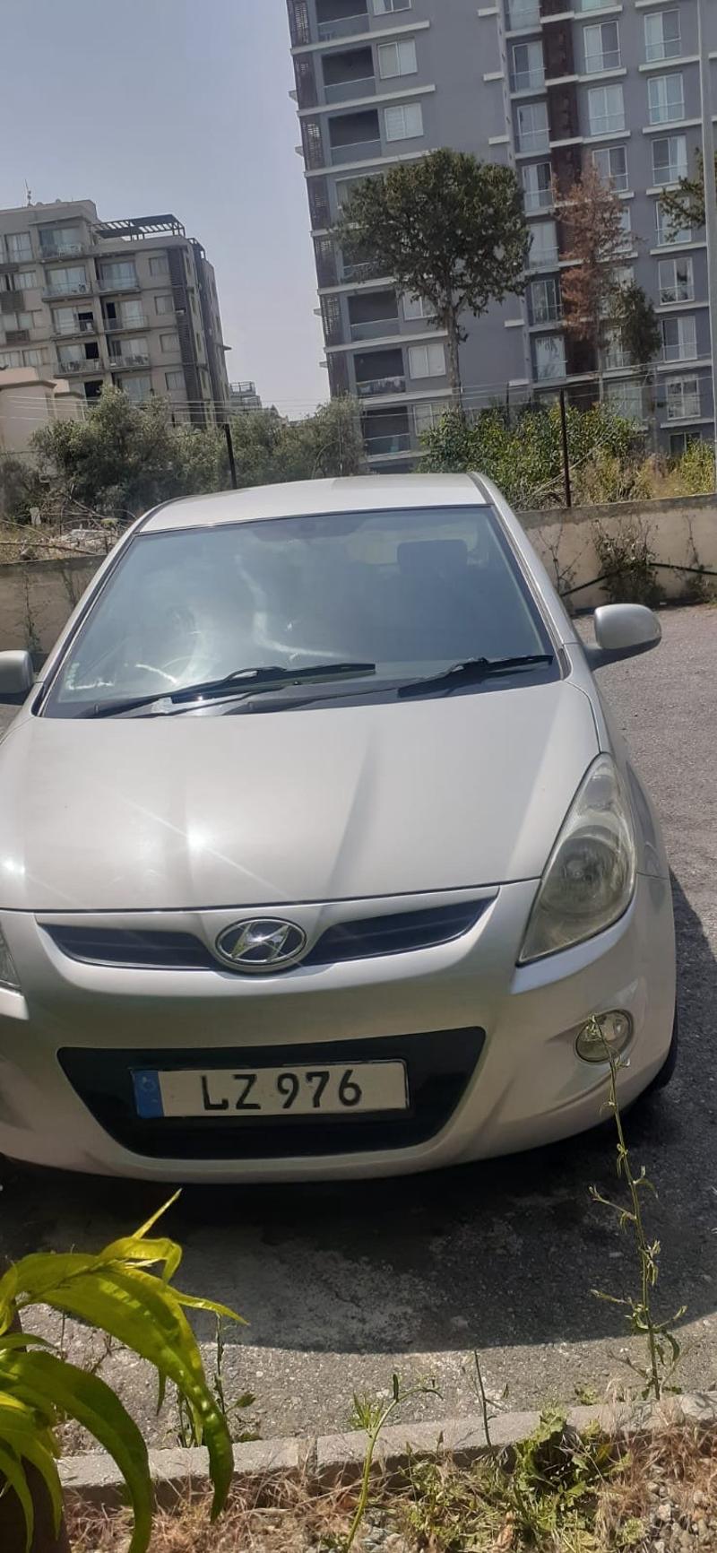 Hyundai i20 — 1/6
