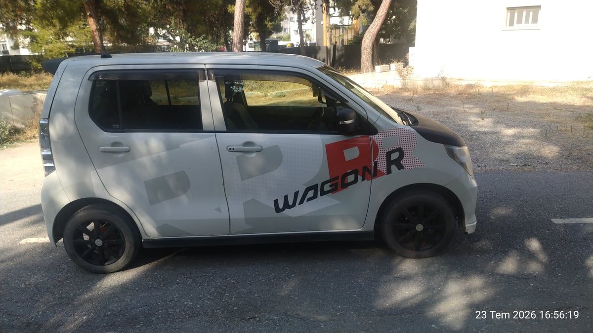 2015 Suzuki Wagon R 9