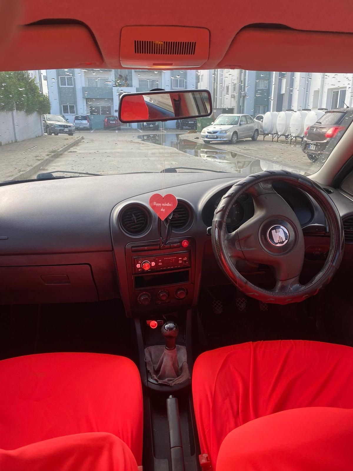 2004 Seat Ibiza 5