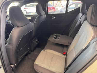 Volvo XC40 — 10