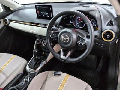 Mazda 2 — 3