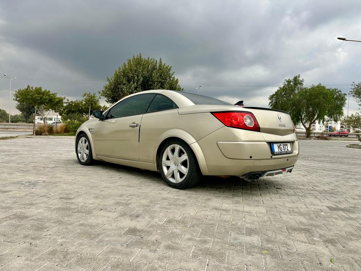 2009 Renault Megane 4