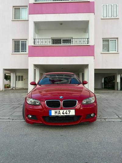 BMW 320i — 2